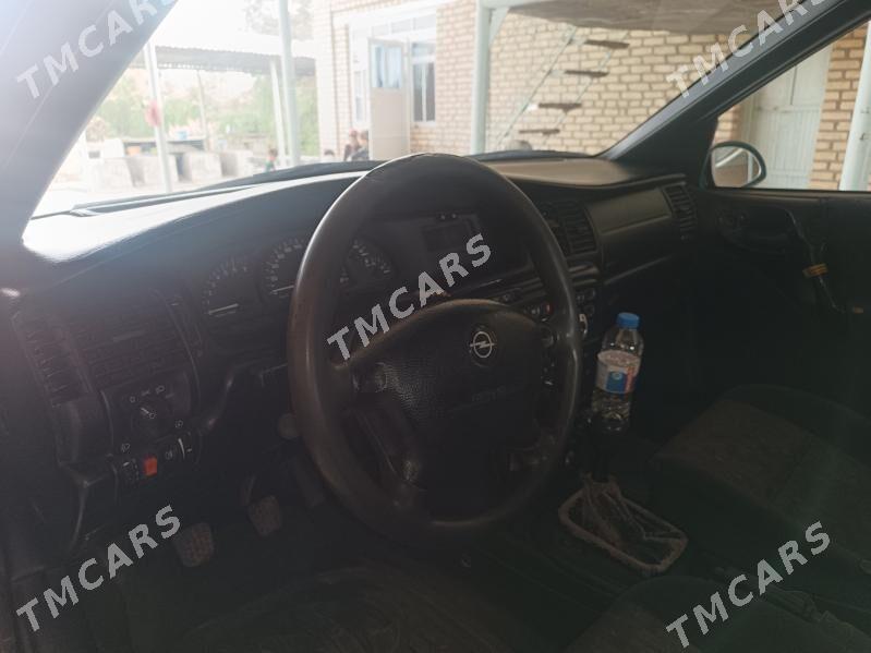 Opel Vectra 1999 - 42 000 TMT - Мары - img 6