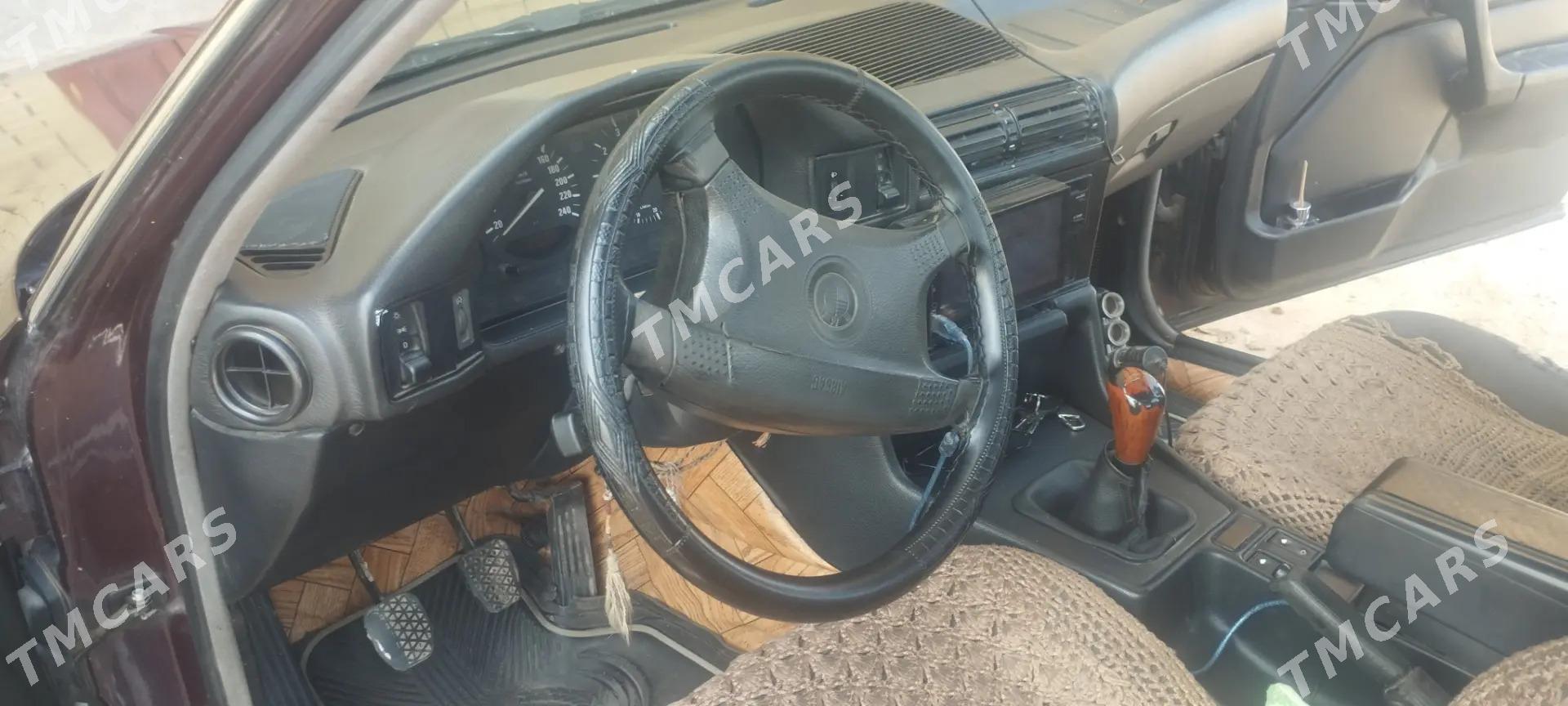 BMW 530 1993 - 75 000 TMT - Мары - img 5