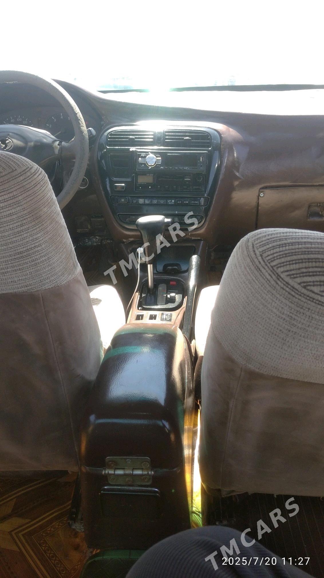 Toyota Carina 1994 - 42 000 TMT - Мургап - img 5