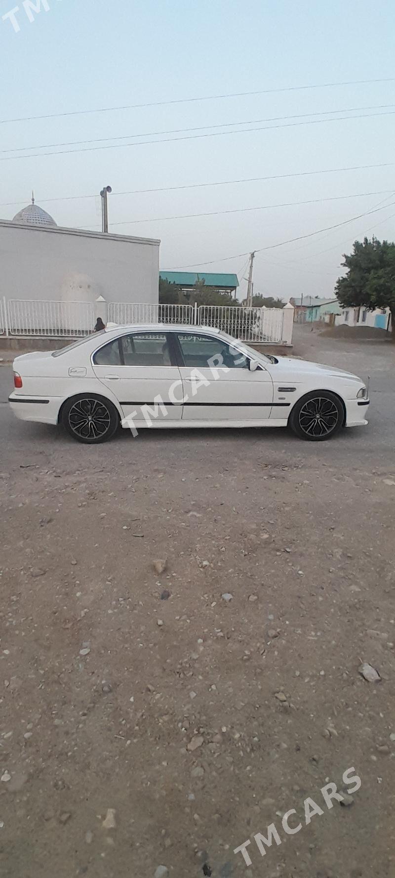 BMW E39 2002 - 100 000 TMT - Берекет - img 2