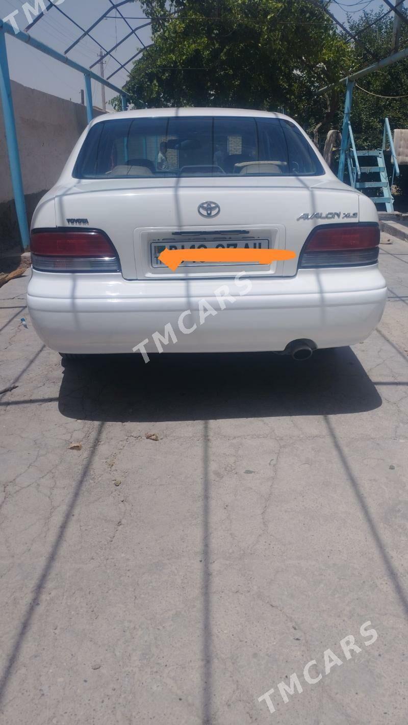 Toyota Avalon 1997 - 110 000 TMT - Кака - img 7