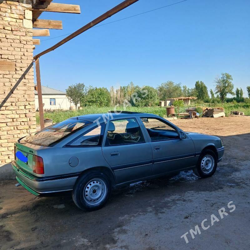 Opel Vectra 1992 - 30 000 TMT - Болдумсаз - img 4