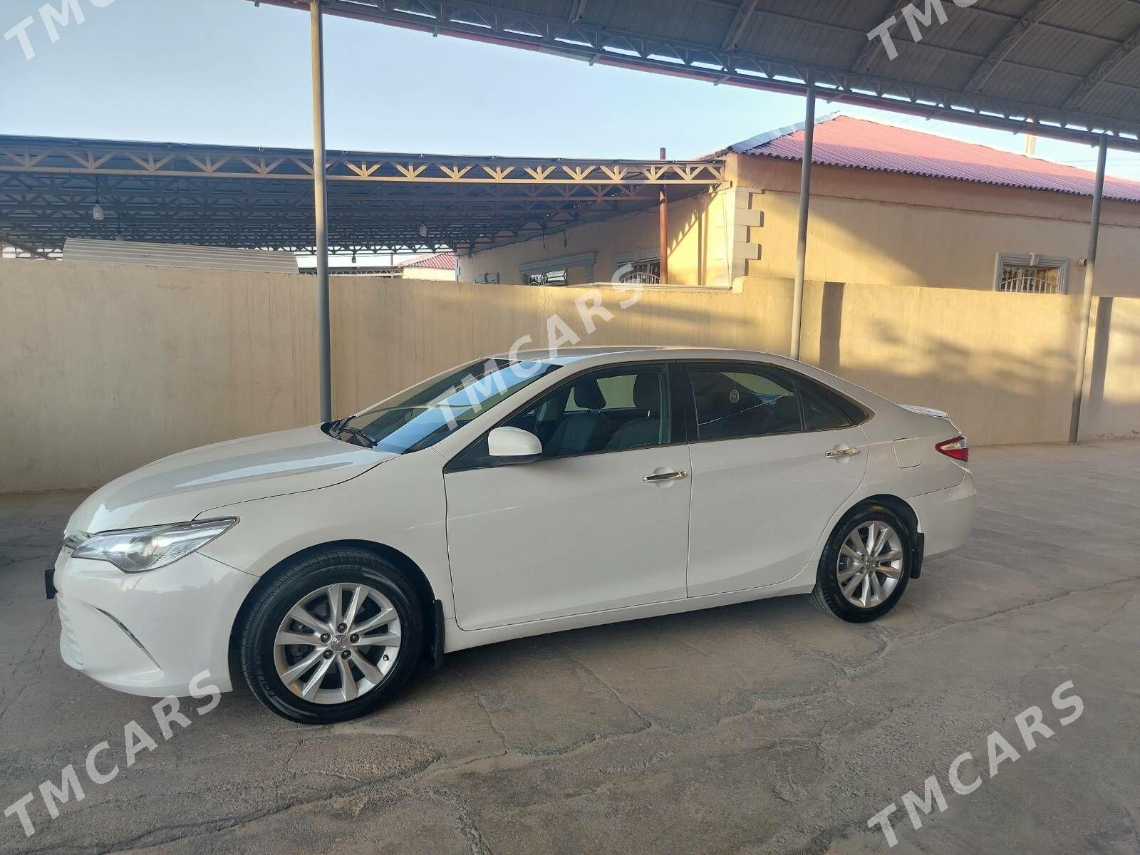 Toyota Camry 2016 - 215 000 TMT - Бузмеин - img 5