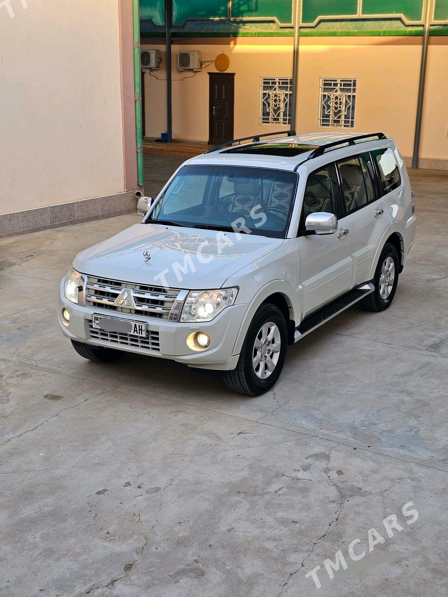 Mitsubishi Pajero 2014 - 320 000 TMT - Ашхабад - img 2
