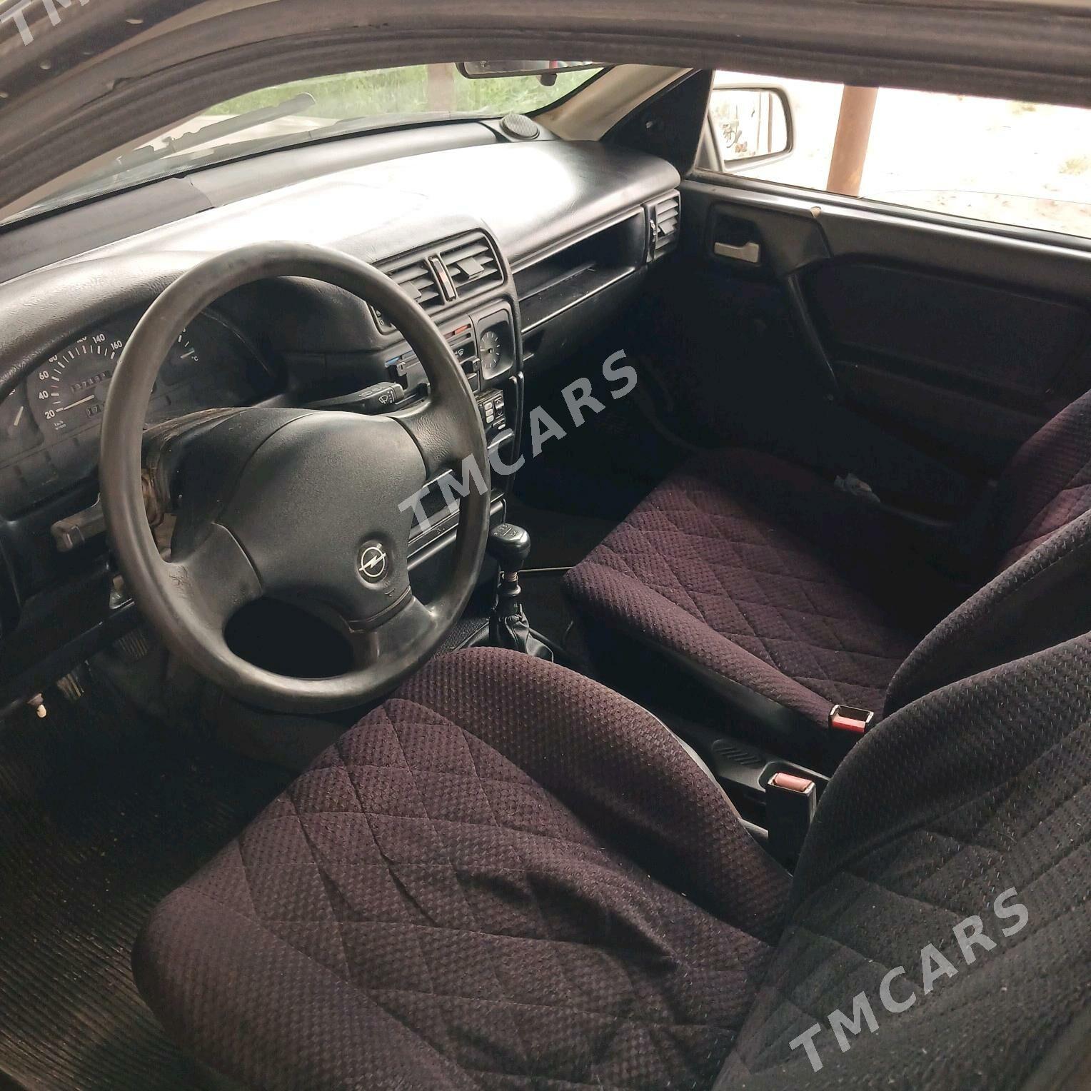 Opel Vectra 1992 - 30 000 TMT - Болдумсаз - img 6