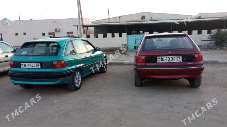 Opel Astra 1994 - 40 000 TMT - Daşoguz - img 4