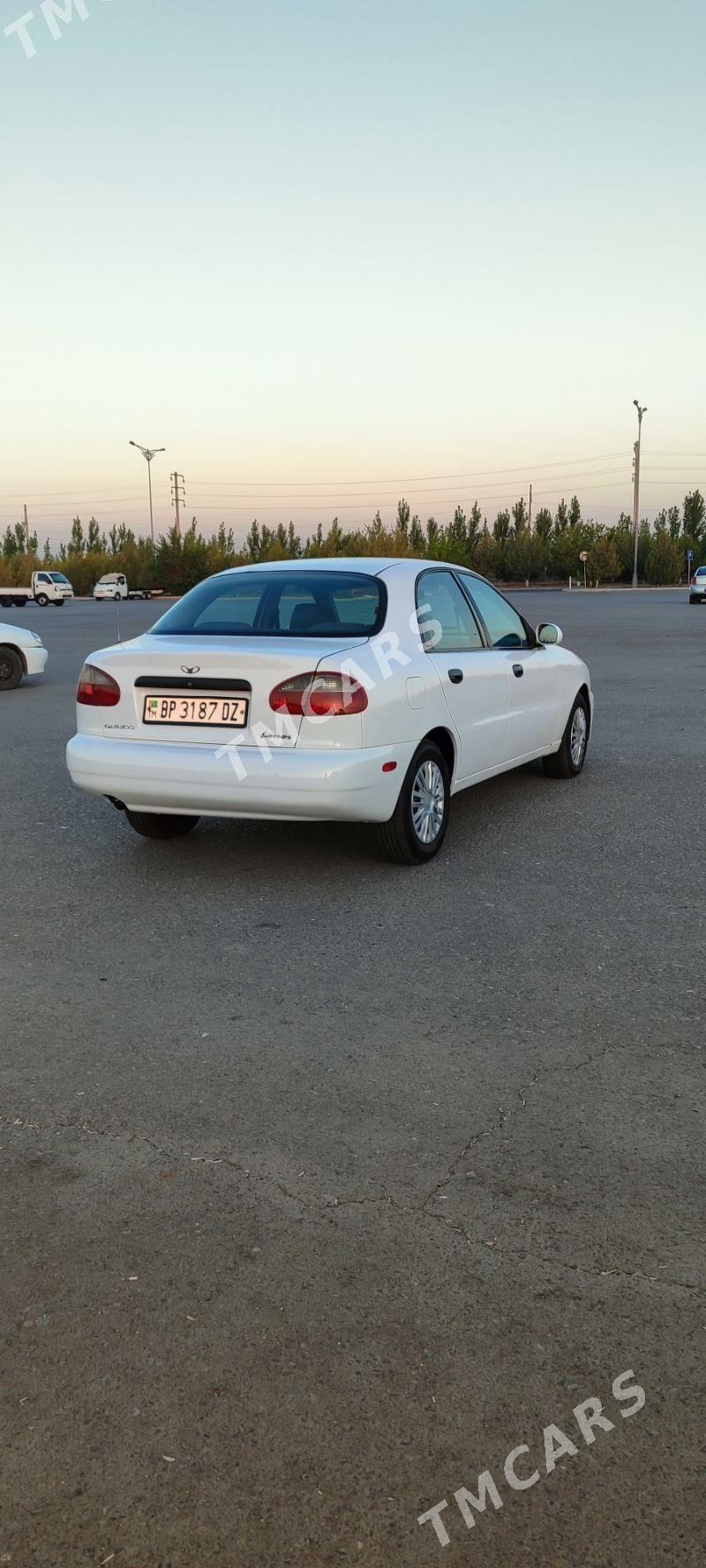 Daewoo Lanos 2000 - 70 000 TMT - Дашогуз - img 6