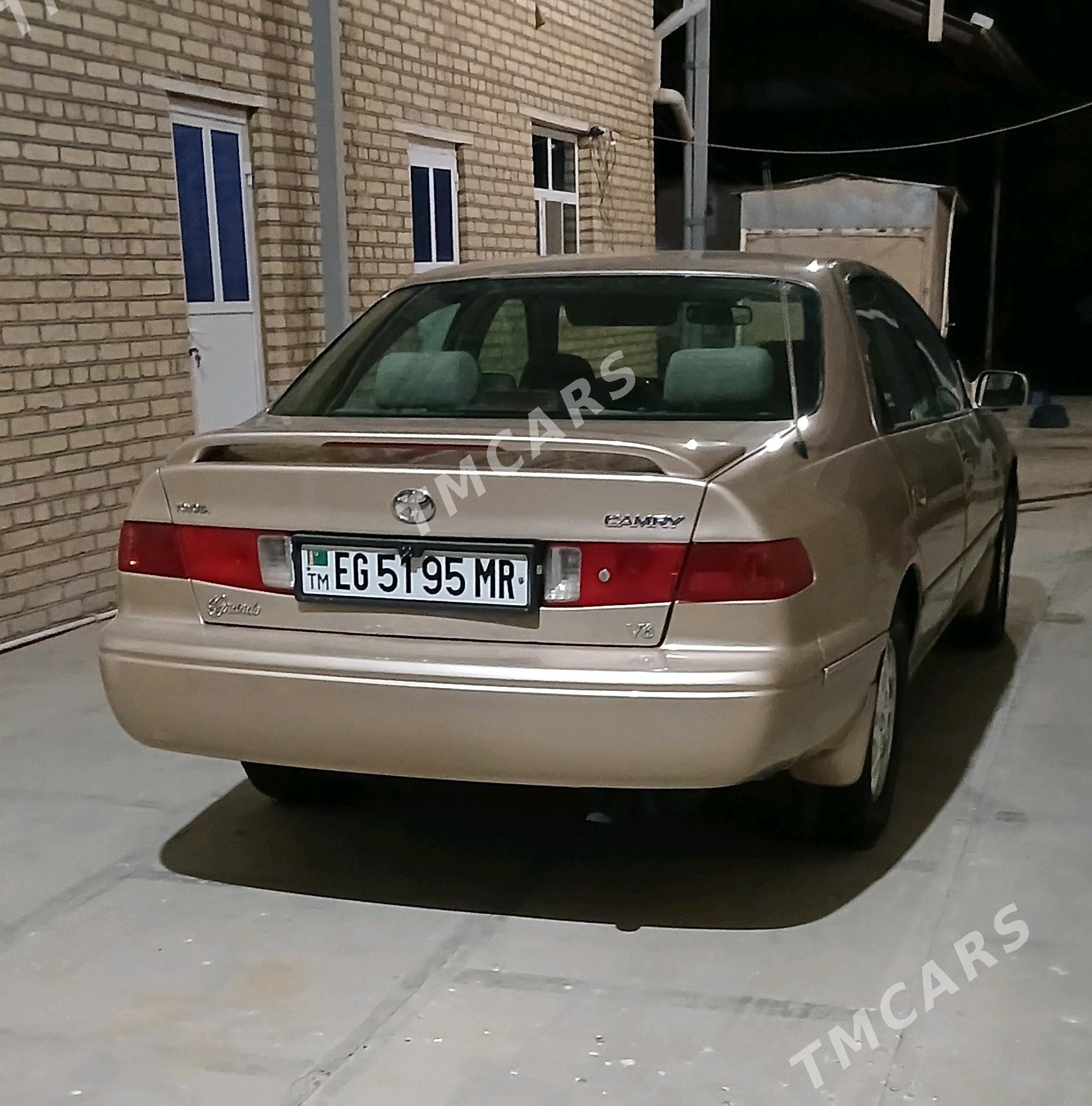 Toyota Camry 1999 - 130 000 TMT - Мары - img 6