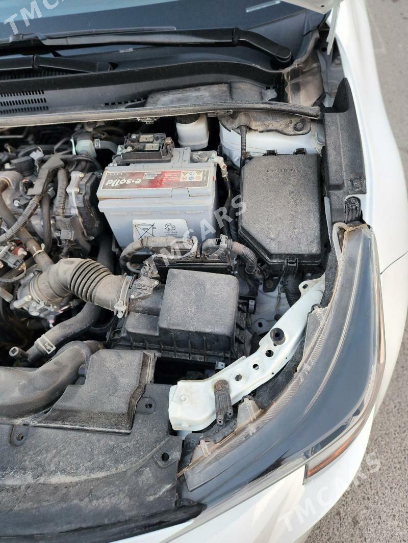 Toyota Corolla 2021 - 220 000 TMT - Бузмеин - img 8