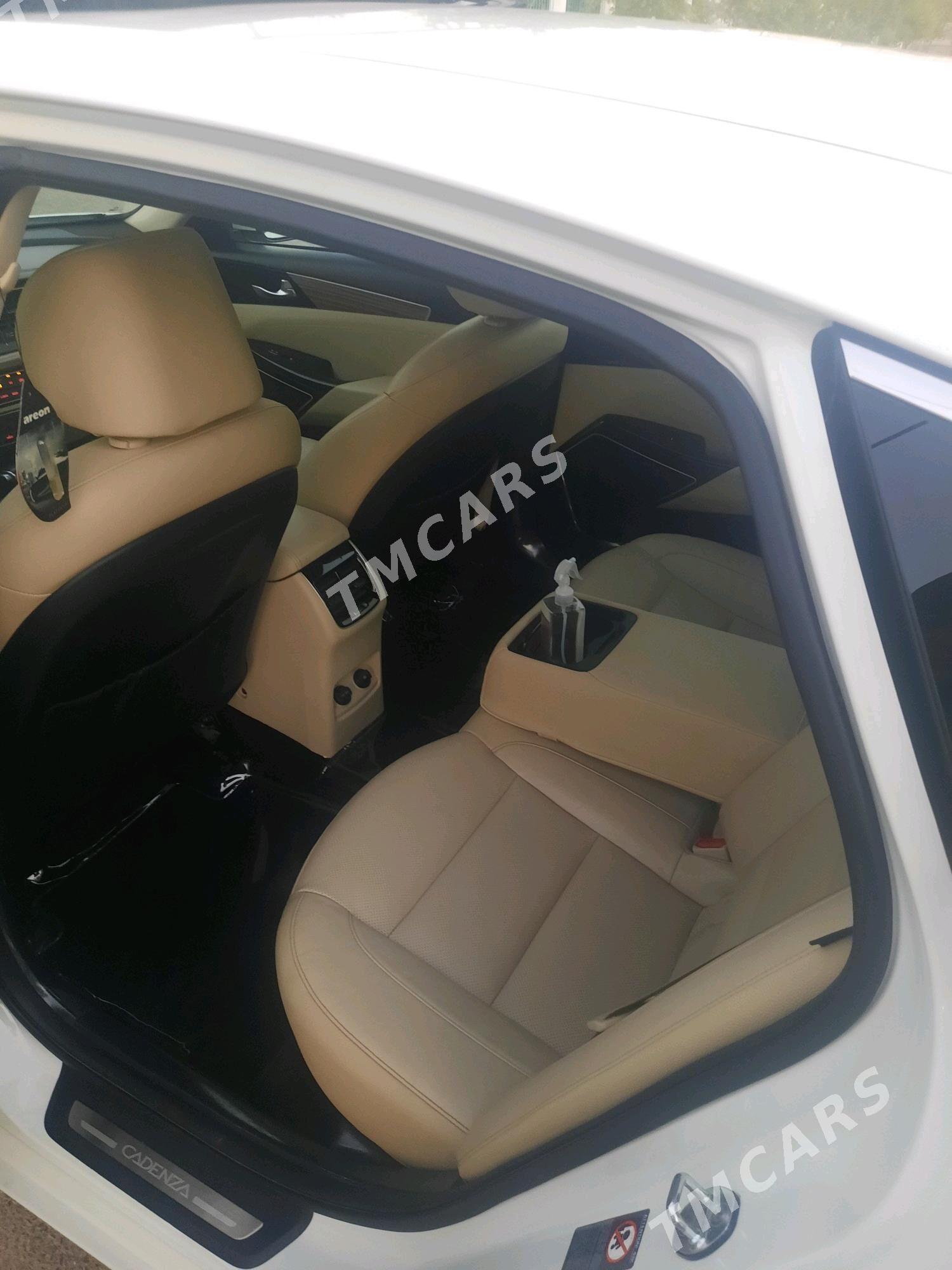 Kia Cadenza 2018 - 270 000 TMT - Aşgabat - img 6