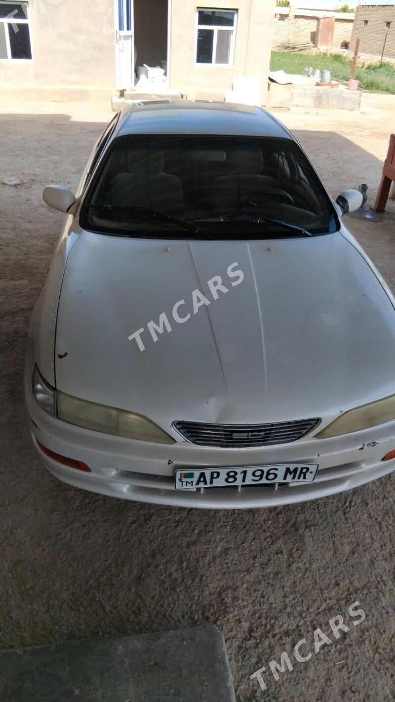 Toyota Carina 1994 - 30 000 TMT - Мары - img 4