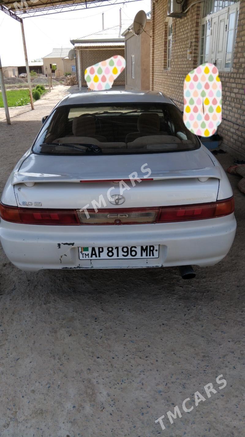 Toyota Carina 1994 - 30 000 TMT - Мары - img 3