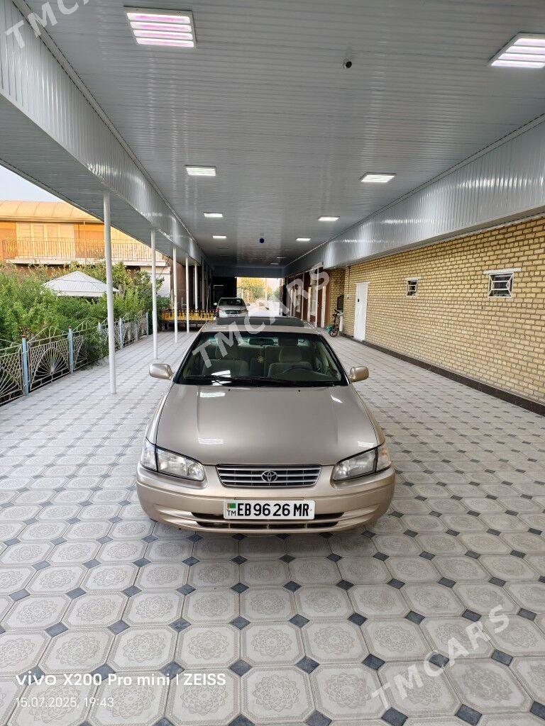 Toyota Camry 1998 - 130 000 TMT - Мары - img 5