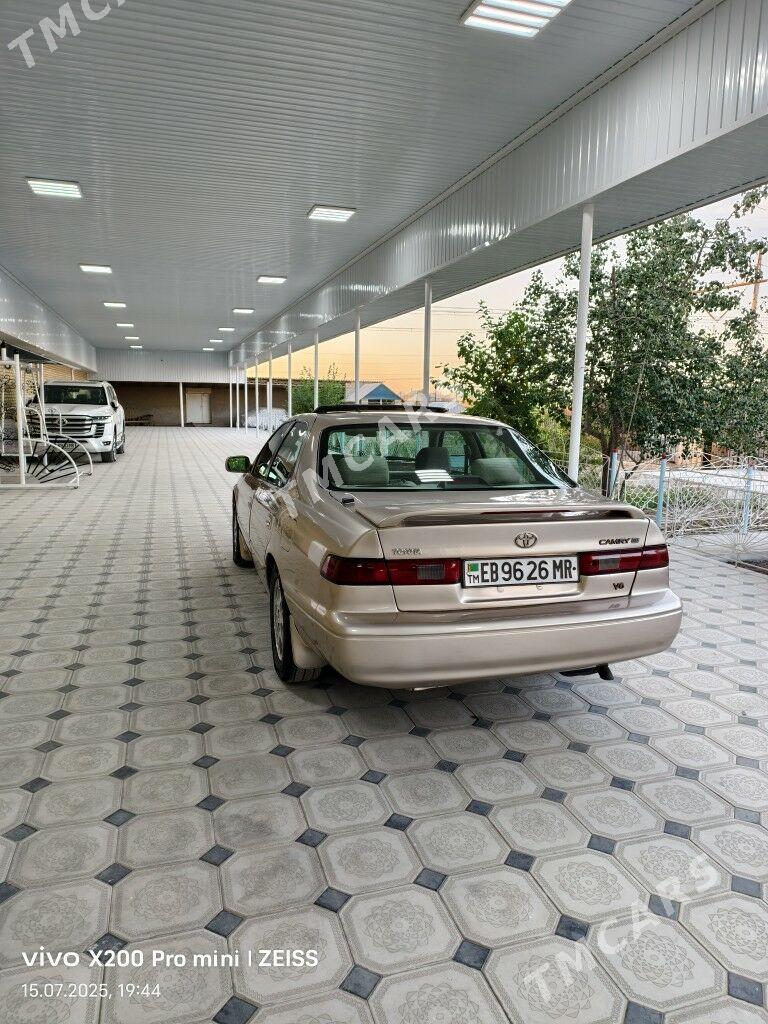 Toyota Camry 1998 - 130 000 TMT - Мары - img 2