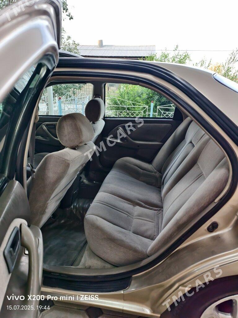 Toyota Camry 1998 - 130 000 TMT - Мары - img 3