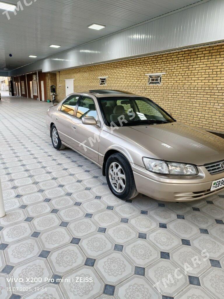 Toyota Camry 1998 - 130 000 TMT - Мары - img 7