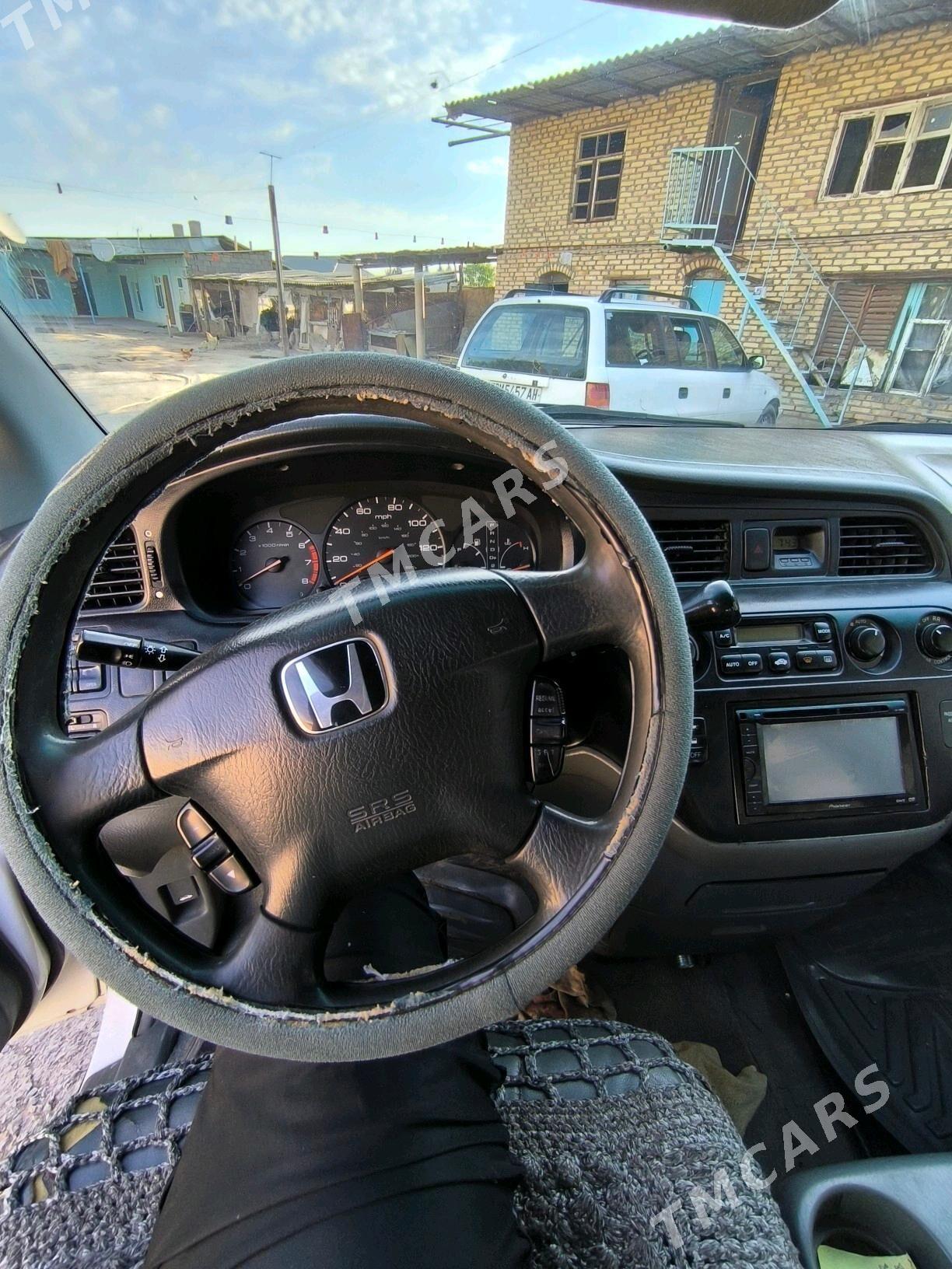 Honda Odyssey 2004 - 120 000 TMT - Анев - img 8