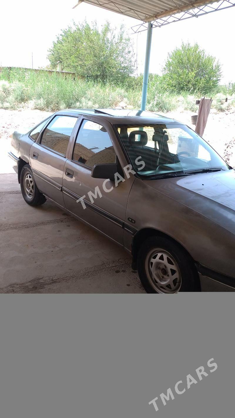 Opel Vectra 1989 - 10 000 TMT - Garabekewül - img 7