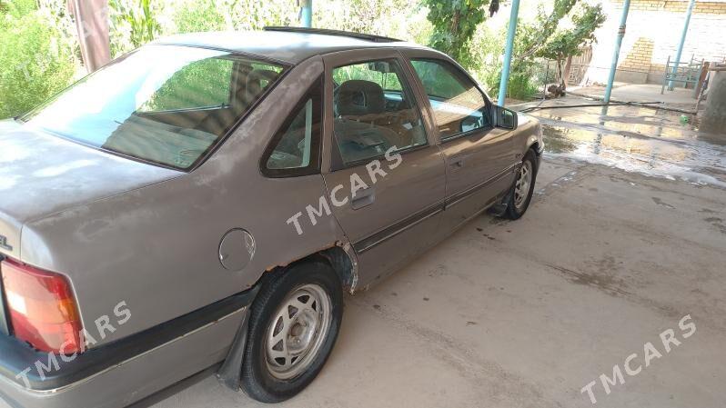 Opel Vectra 1989 - 10 000 TMT - Garabekewül - img 6