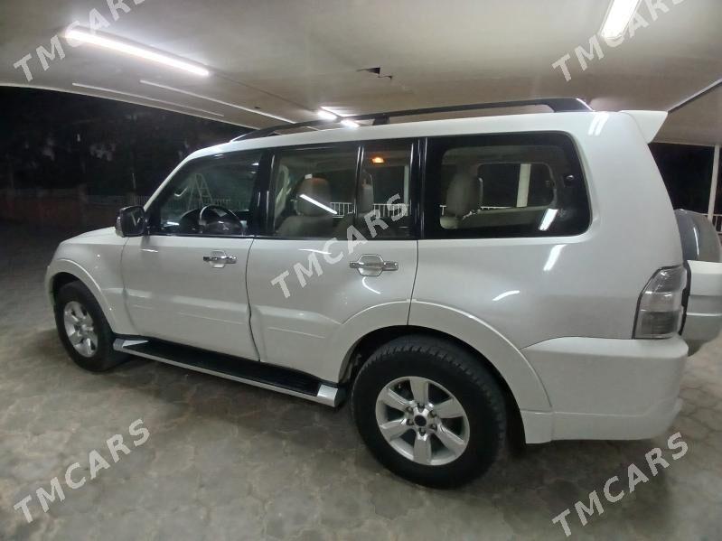 Mitsubishi Pajero 2014 - 285 000 TMT - Balkanabat - img 3