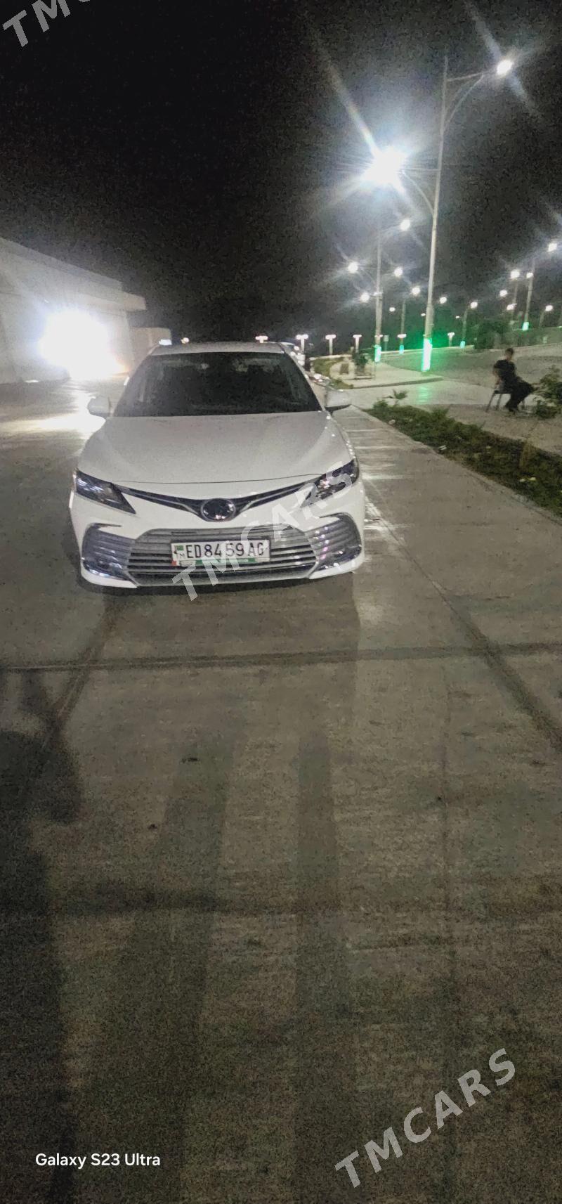 Toyota Camry 2022 - 285 000 TMT - Ашхабад - img 5