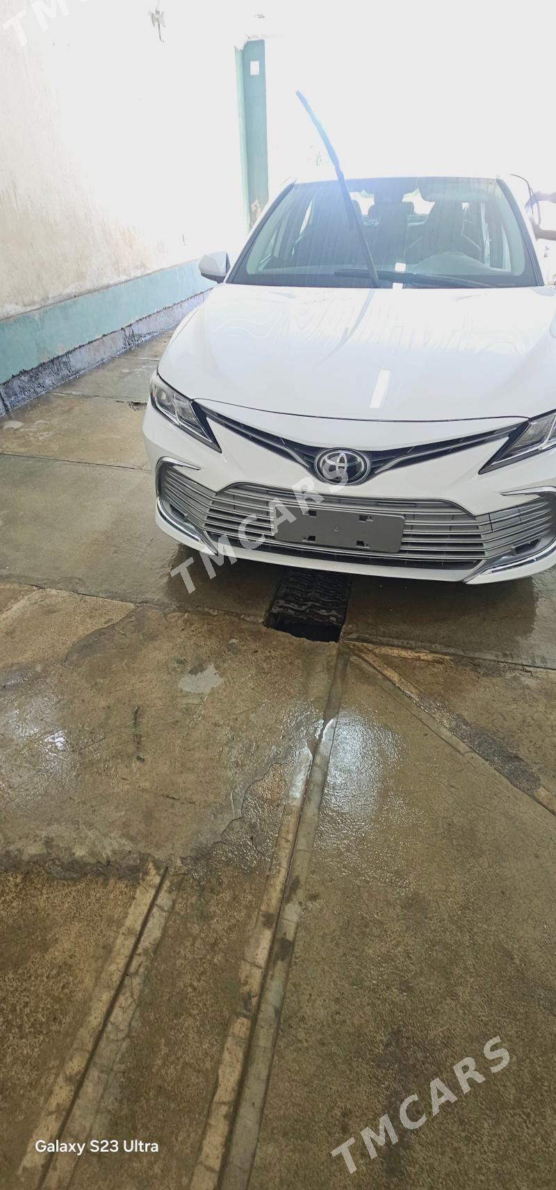Toyota Camry 2022 - 285 000 TMT - Ашхабад - img 3