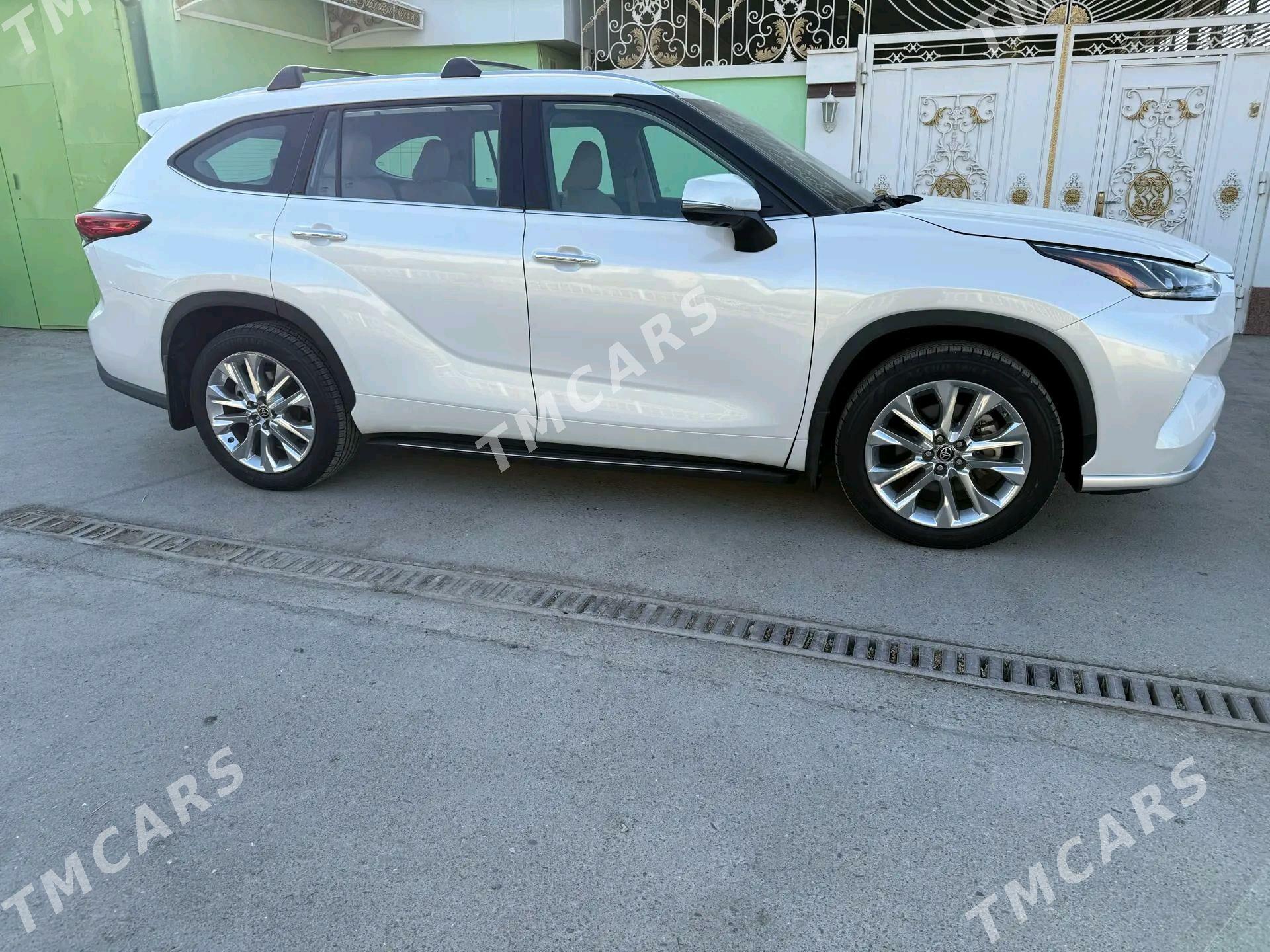 Toyota Highlander 2022 - 670 000 TMT - Улица Г. Кулиева (Объездная) - img 2