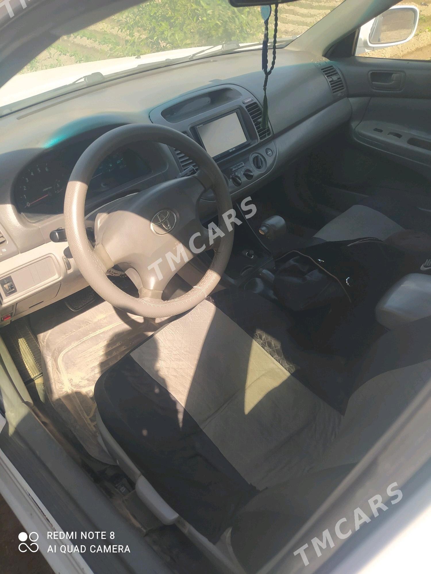 Toyota Camry 2004 - 125 000 TMT - Акдепе - img 4
