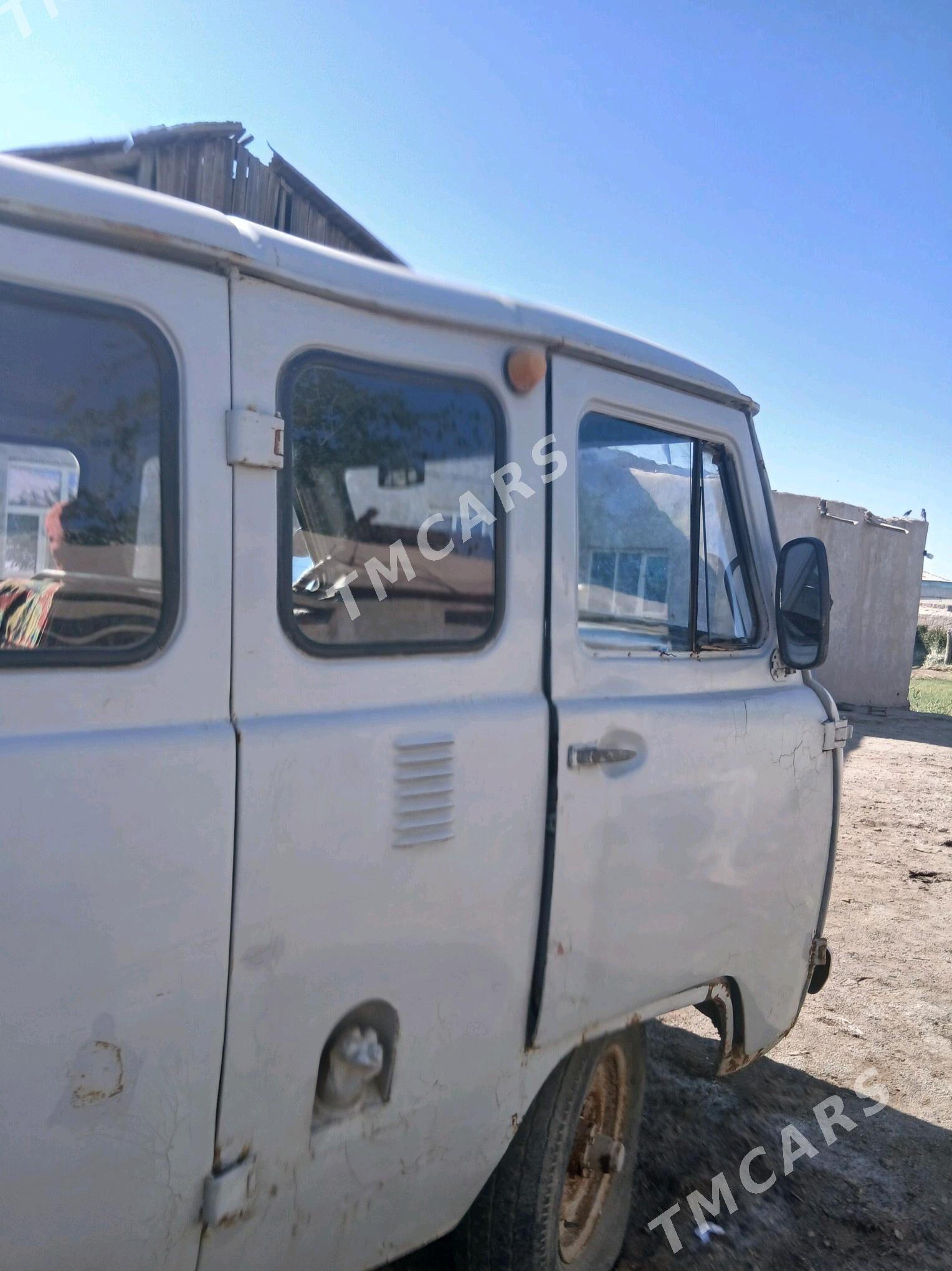 UAZ 2206 2000 - 15 000 TMT - Болдумсаз - img 8
