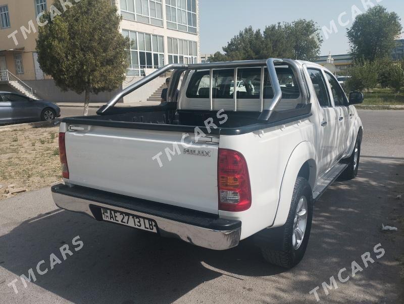 Toyota Hilux 2010 - 290 000 TMT - Туркменабат - img 4