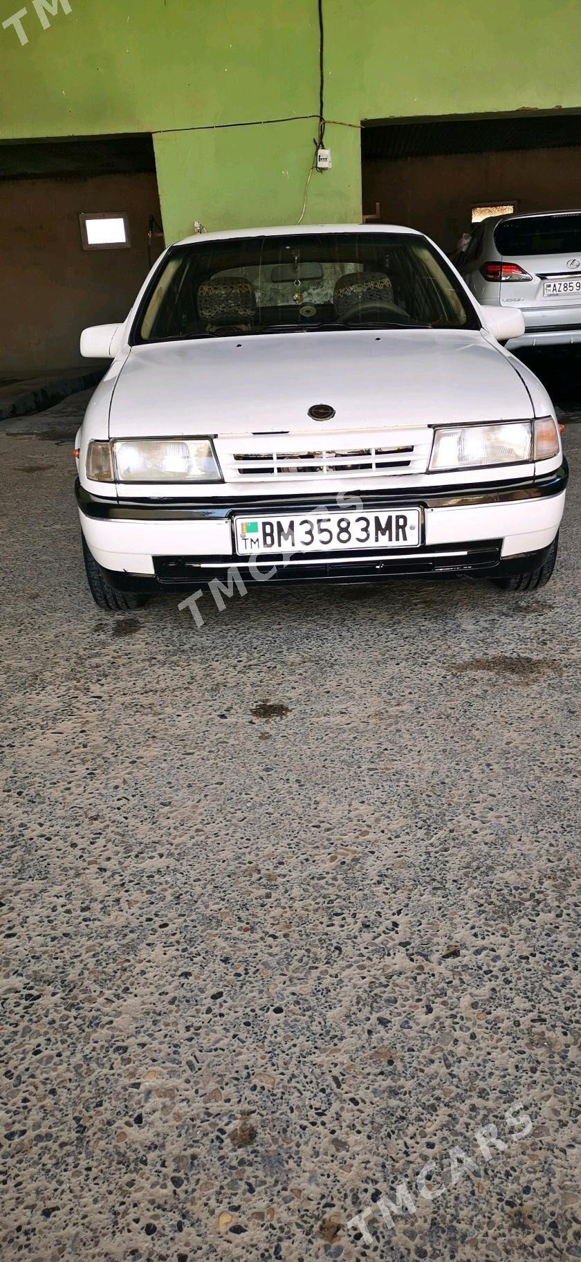 Opel Vectra 1992 - 22 000 TMT - Мургап - img 6