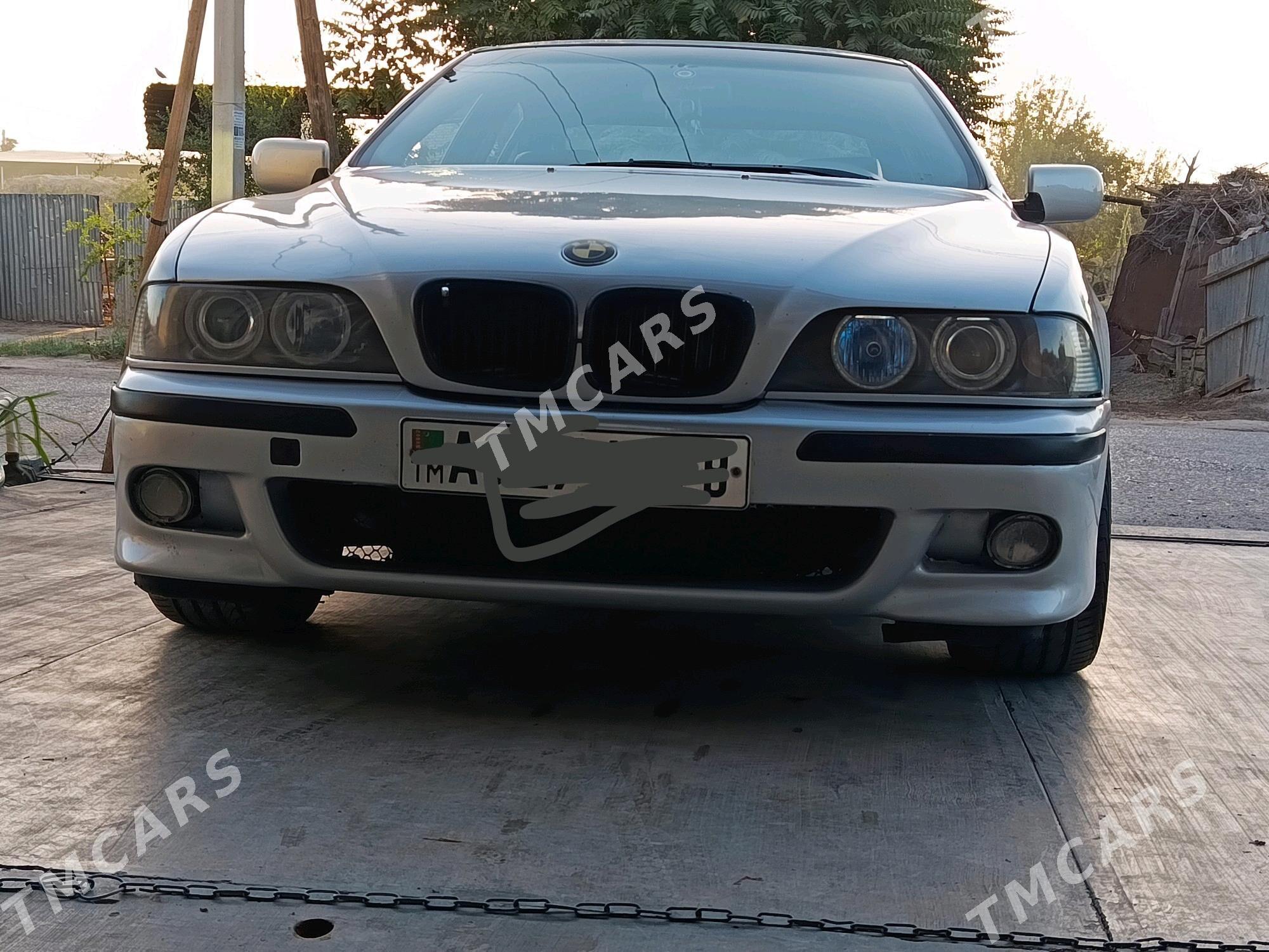 BMW E39 2002 - 120 000 TMT - Чарджоу - img 3
