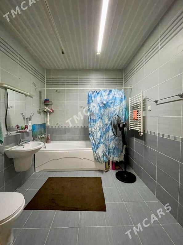 Ататурк 2 х ком площад 120 м2 - Улица Ататурка - img 8