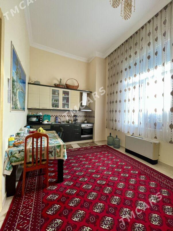Ататурк 2 х ком площад 120 м2 - Улица Ататурка - img 5