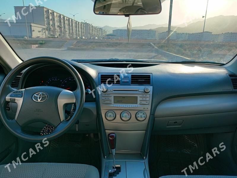Toyota Camry 2010 - 200 000 TMT - Balkanabat - img 5