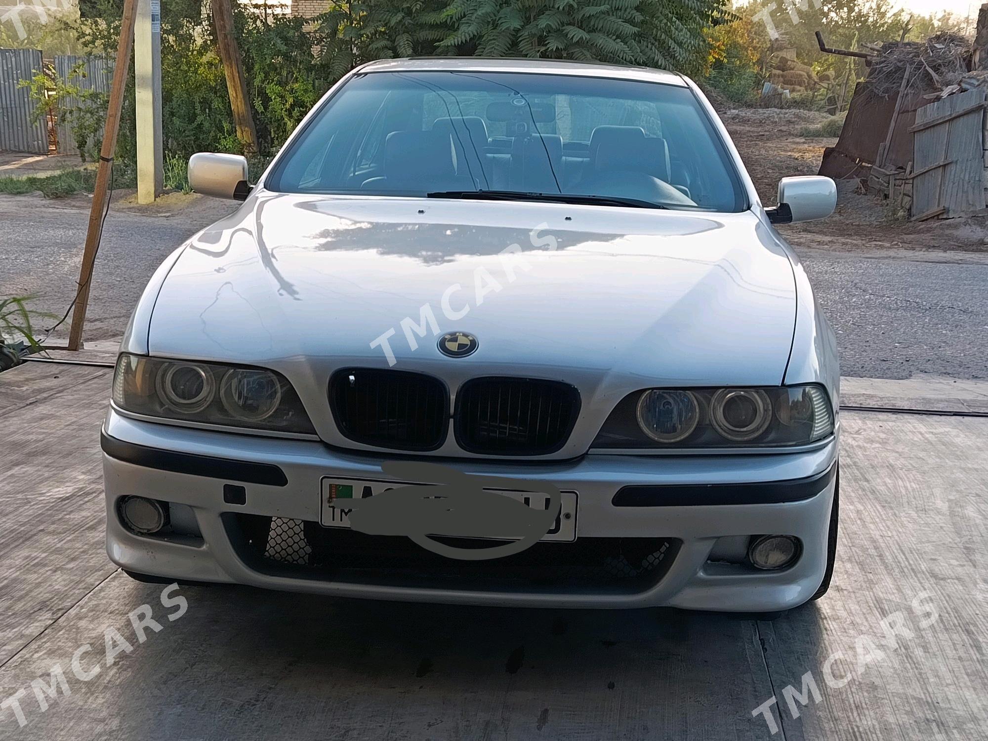 BMW E39 2002 - 120 000 TMT - Чарджоу - img 8