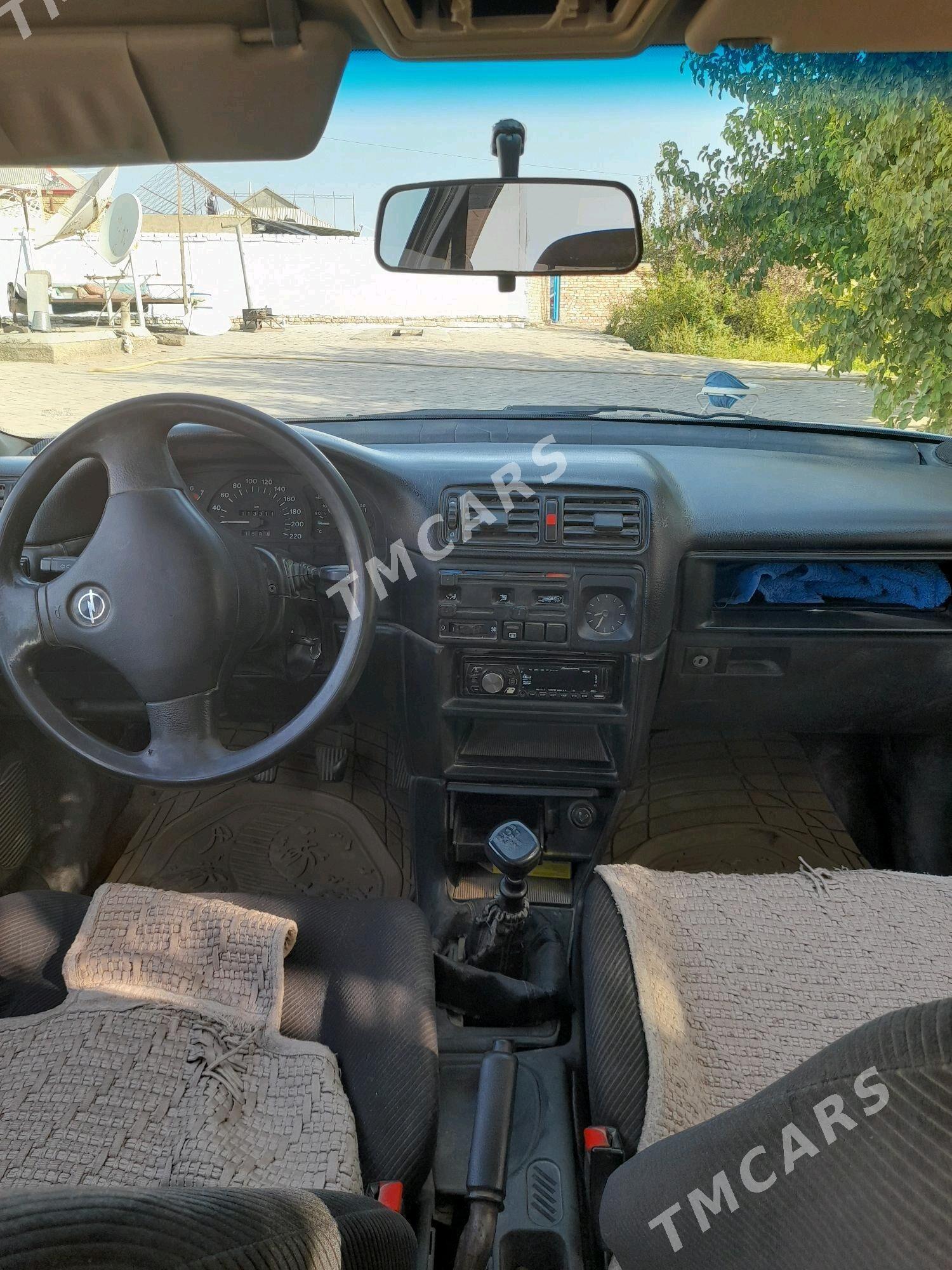 Opel Vectra 1991 - 28 000 TMT - Байрамали - img 5