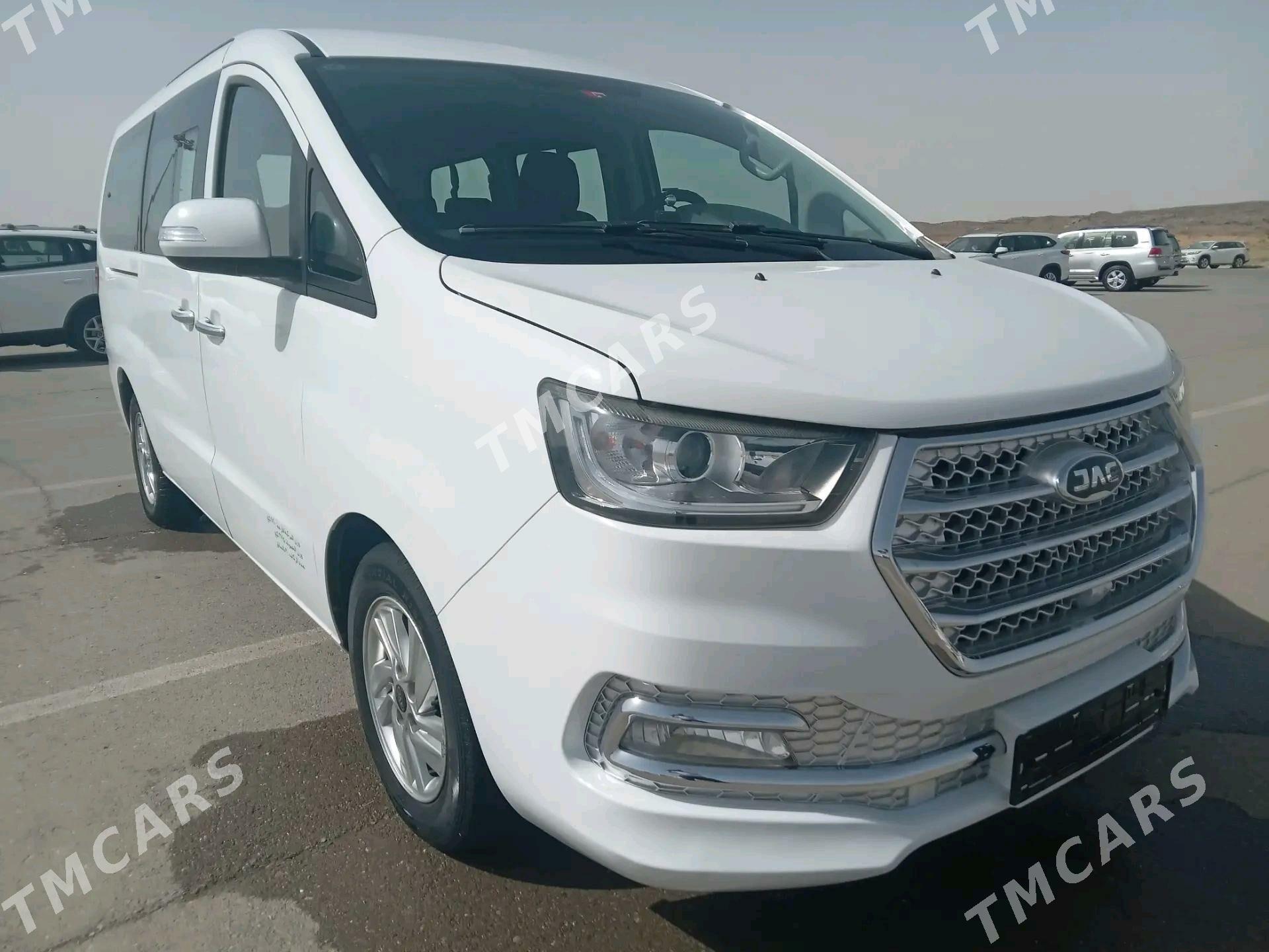 Toyota Hiace 2019 - 190 000 TMT - Aşgabat - img 2