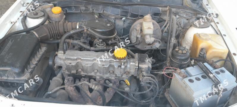 Opel Vectra 1991 - 30 000 TMT - Mary - img 3