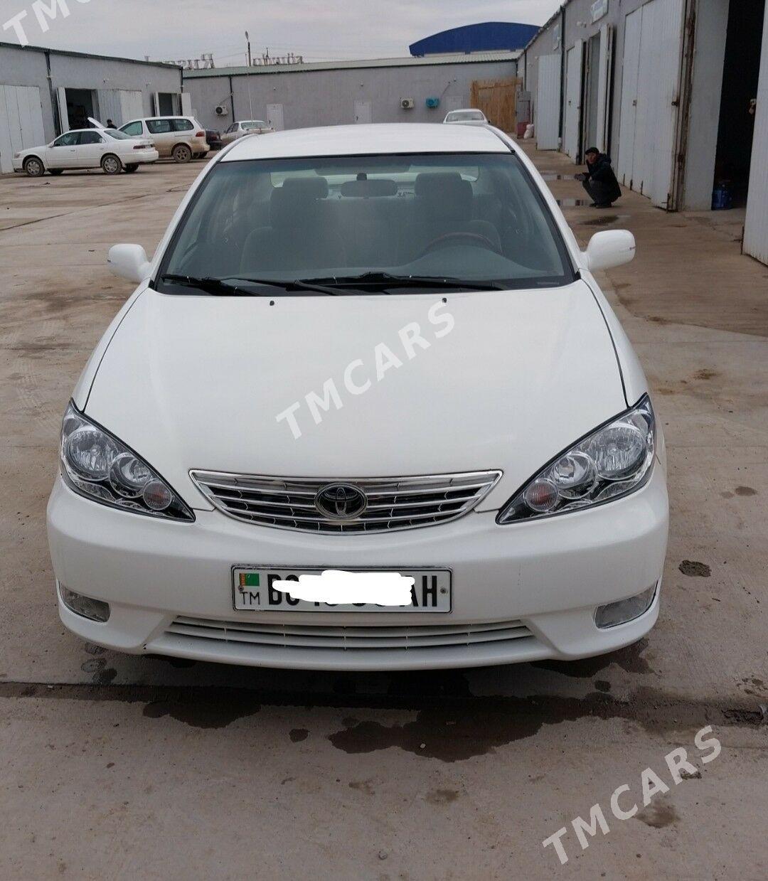 Toyota Camry 2002 - 140 000 TMT - Теджен - img 3