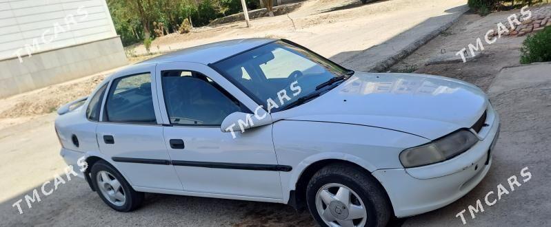 Opel Vectra 1996 - 42 000 TMT - Дашогуз - img 2