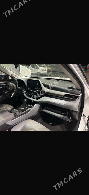 Toyota Highlander 2020 - 565 000 TMT - ул. Подвойского (Битарап Туркменистан шаёлы) - img 5