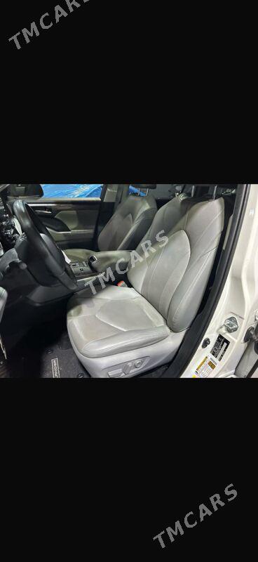 Toyota Highlander 2020 - 565 000 TMT - ул. Подвойского (Битарап Туркменистан шаёлы) - img 2