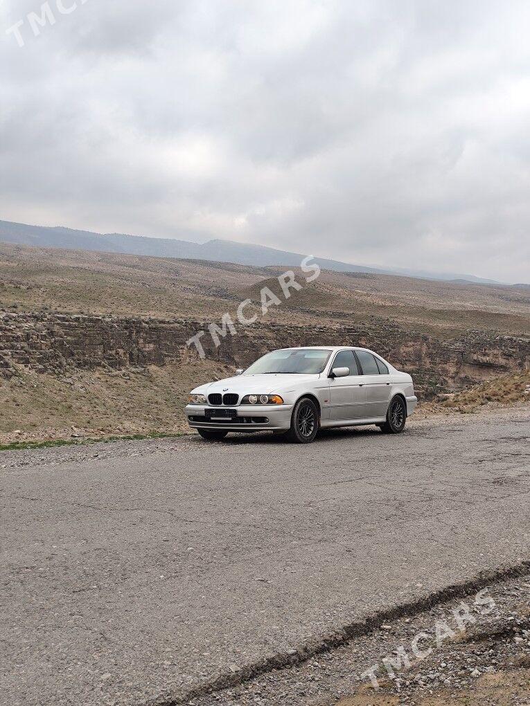 BMW 530 2002 - 150 000 TMT - Магданлы - img 4