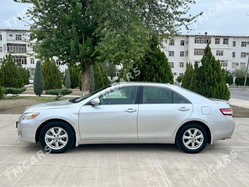 Toyota Camry 2010 - 185 000 TMT - Бузмеин ГРЭС - img 2
