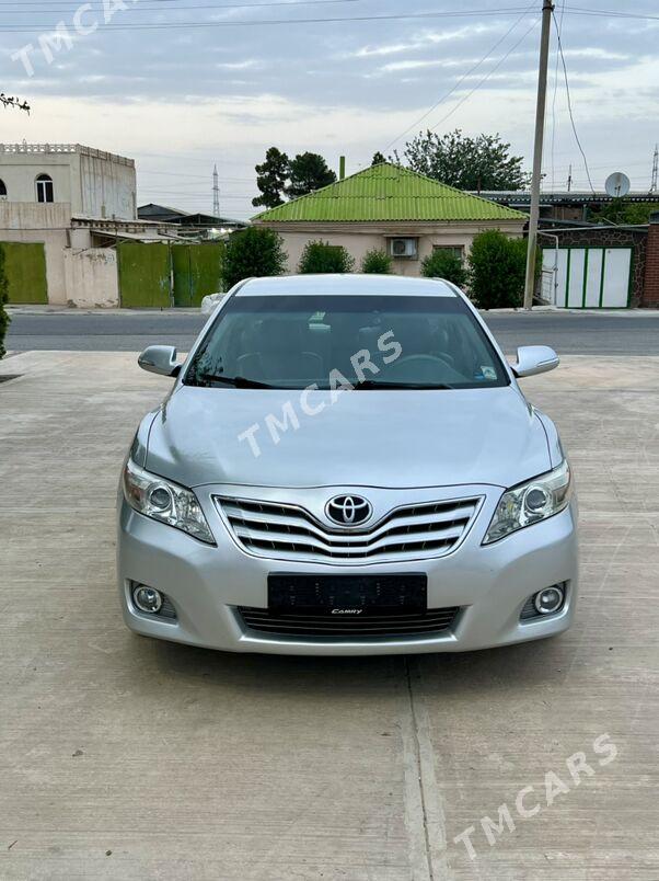 Toyota Camry 2010 - 185 000 TMT - Бузмеин ГРЭС - img 3