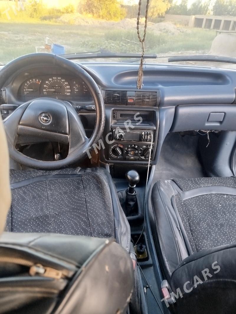 Opel Astra 1992 - 25 000 TMT - Daşoguz - img 5
