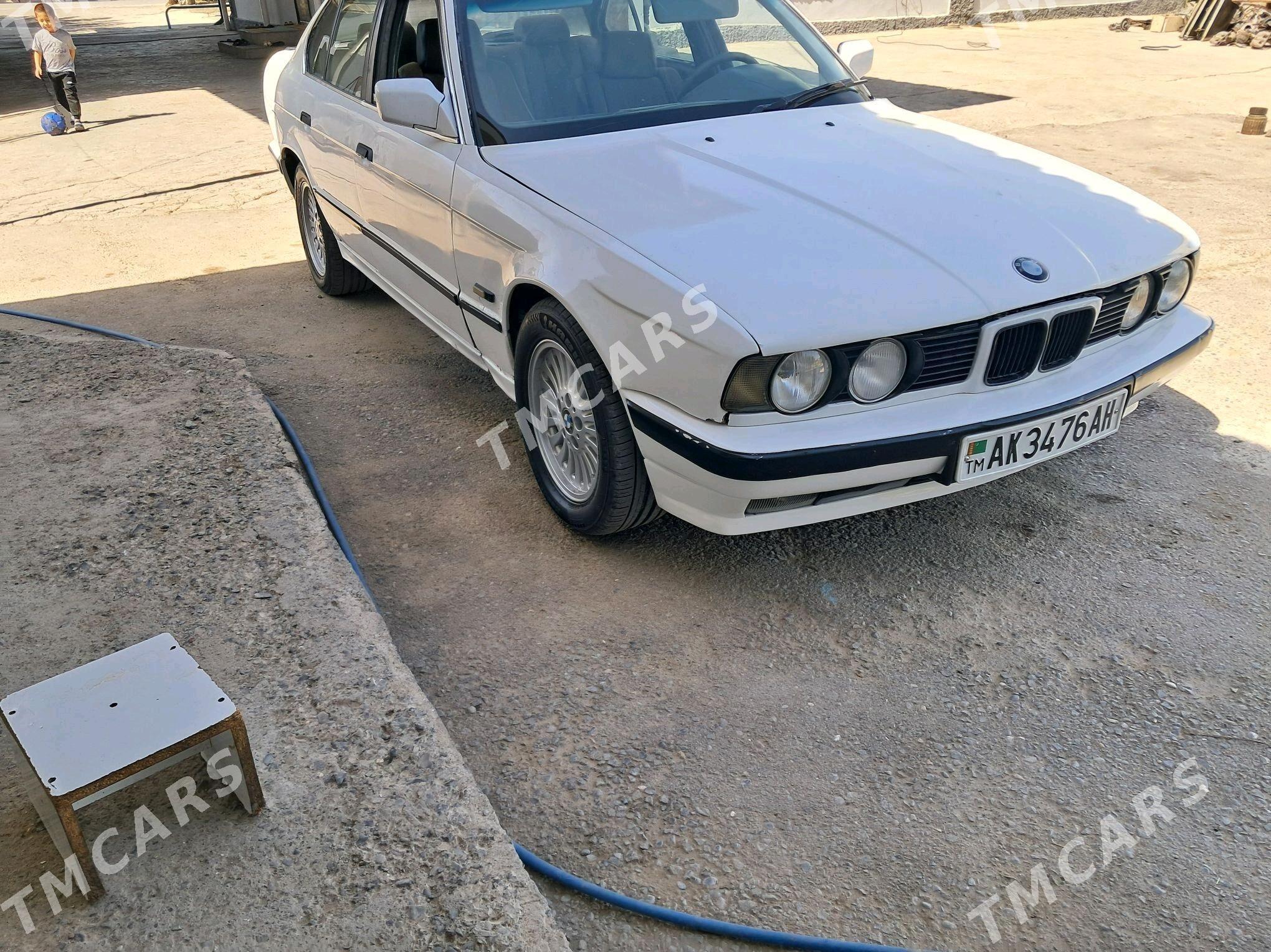 BMW 535 1989 - 32 000 TMT - Aşgabat - img 4
