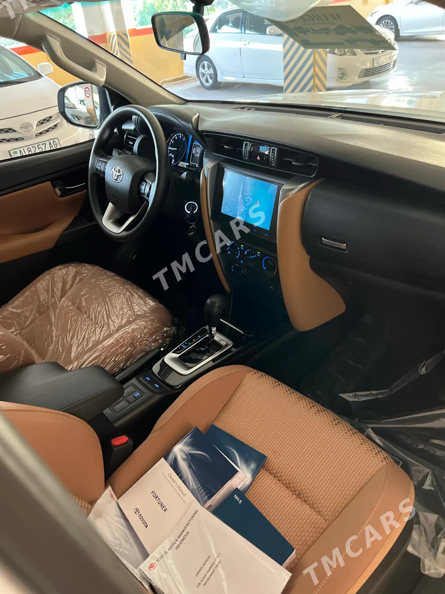 Toyota Fortuner 2024 - 644 000 TMT - Ашхабад - img 3