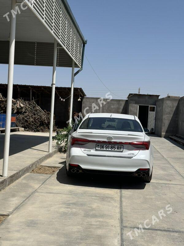 Toyota Avalon 2019 - 460 000 TMT - Анев - img 4